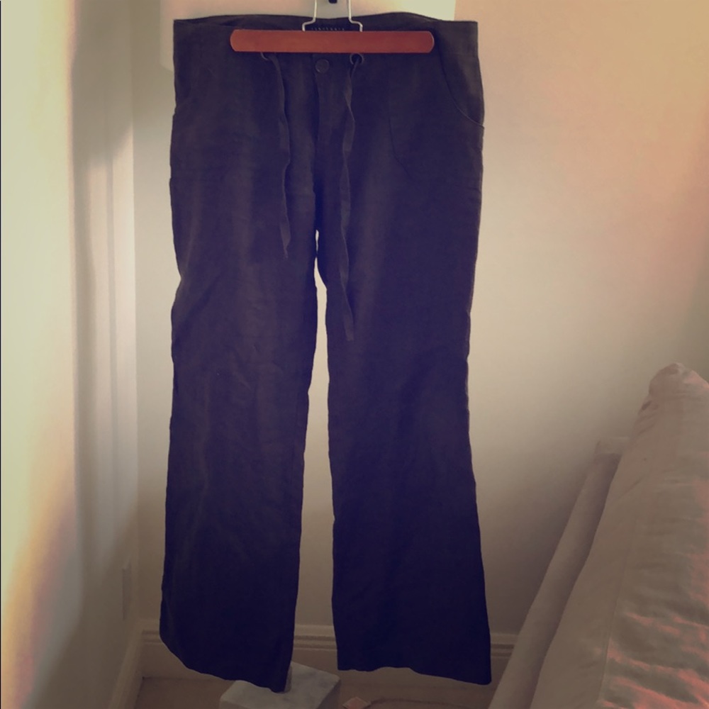 Wide leg pants